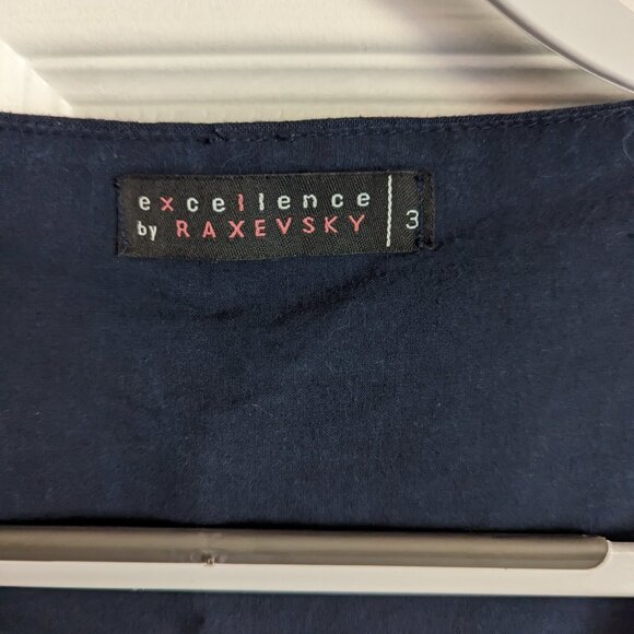 Excellence by Raxevsky Sleeveless Embroidered shift dress navy white - Picture 2 of 9